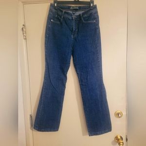 ✨️$5 Sale✨️ Gloria Vanderbilt Jeans, Size 10